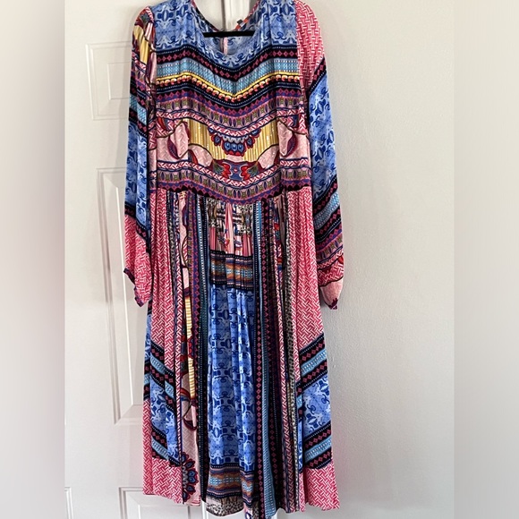 Anthropologie Dresses & Skirts - Anthropologie multi colored dress